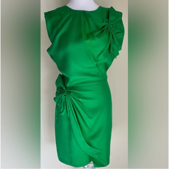 Diane von Furstenberg: Agata Sleeveless Ruffle Dress - Picture 3 of 11